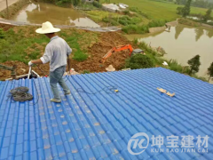 安装树脂瓦人工费多少钱一平方 - 100平方铺树脂瓦多少钱一平方